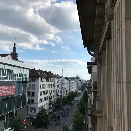 Daire L8 Street Monteurwohnung - Kurpfalzstrasse